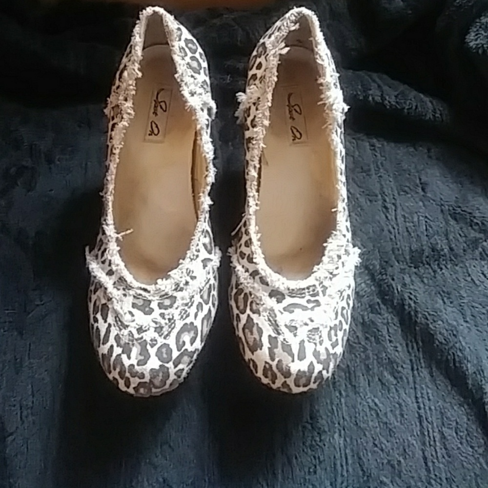 Spot on shoes size 6